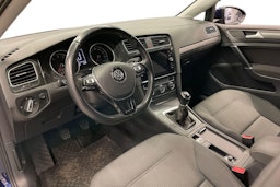 sininen Volkswagen Golf 2019 kuva 7.