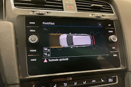 sininen Volkswagen Golf 2019 kuva 21.