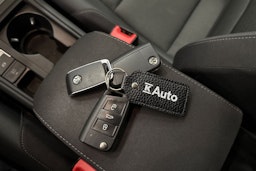 sininen Volkswagen Golf 2019 kuva 27.