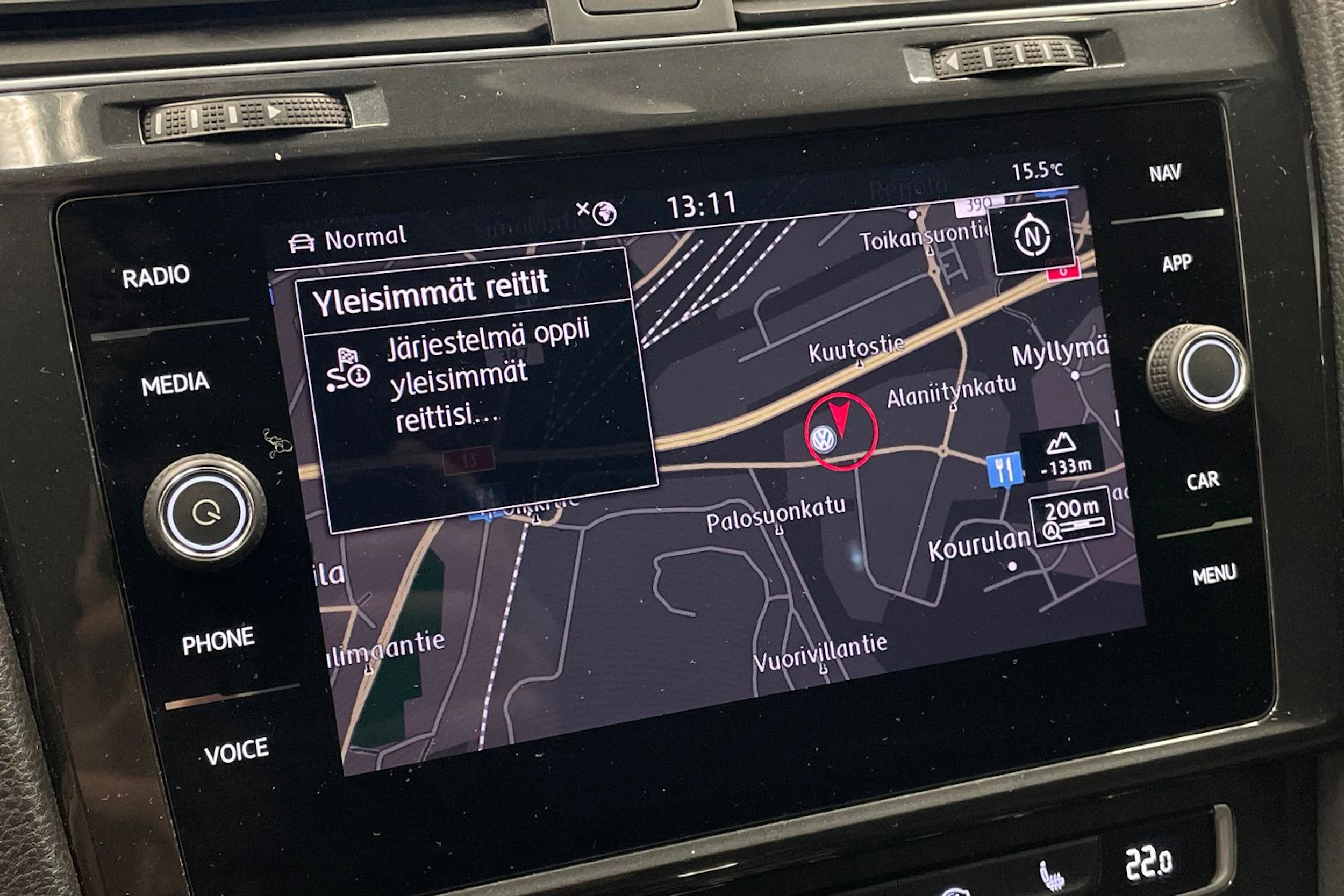 musta Volkswagen Golf 2019 kuva 25.