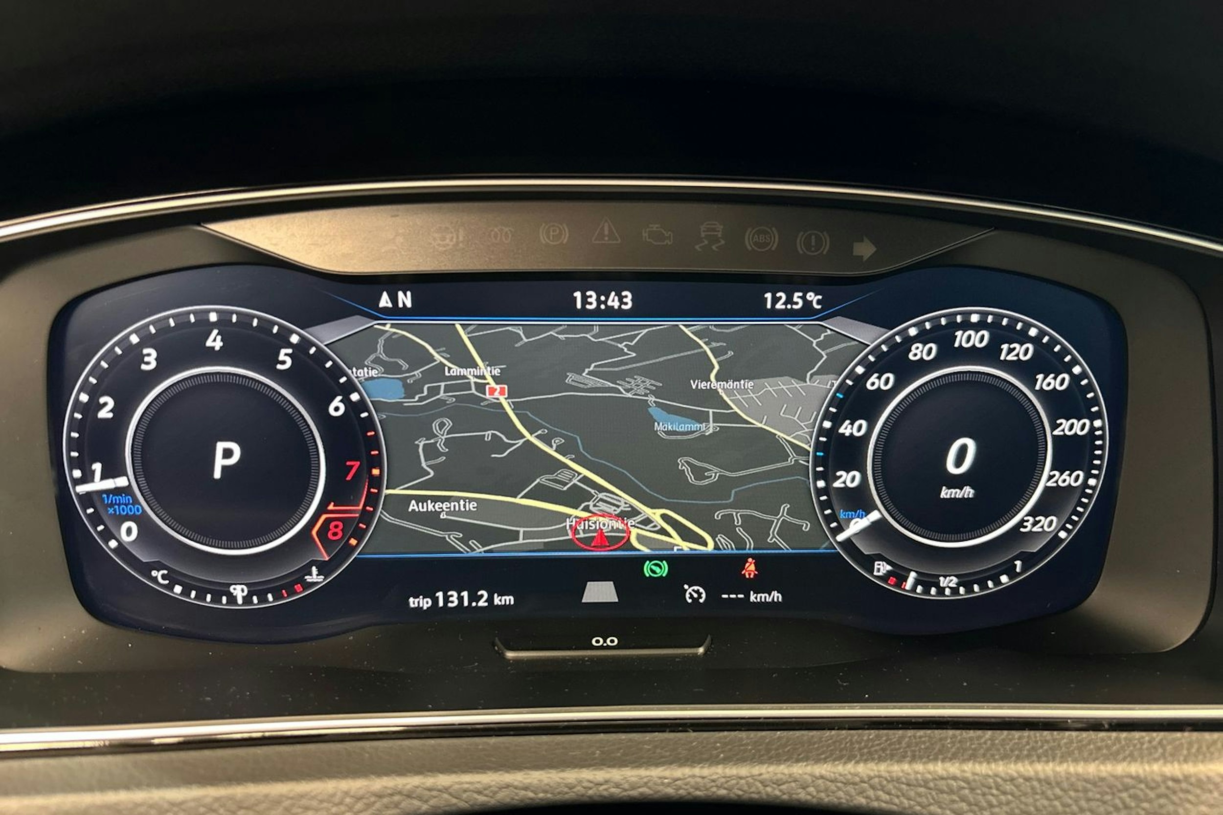 Sininen Volkswagen GOLF 2019 kuva 14.