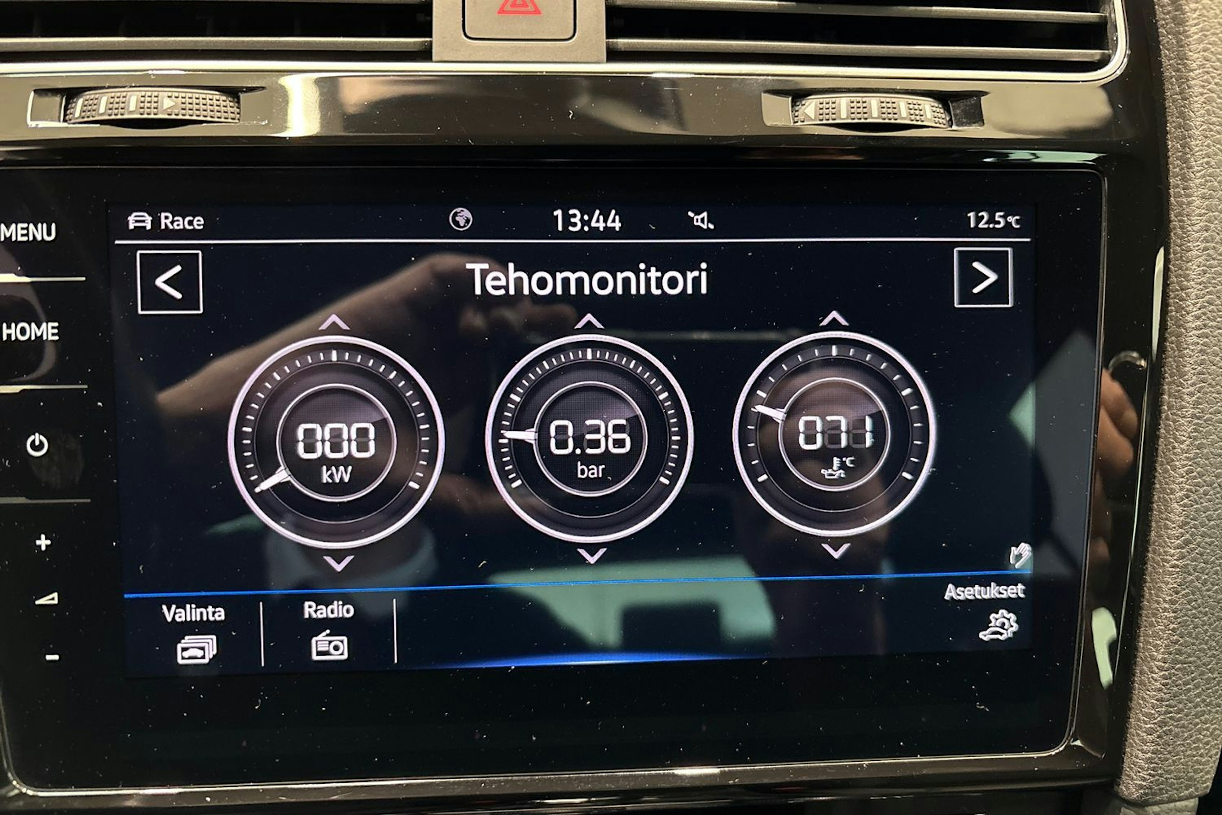 Sininen Volkswagen GOLF 2019 kuva 16.
