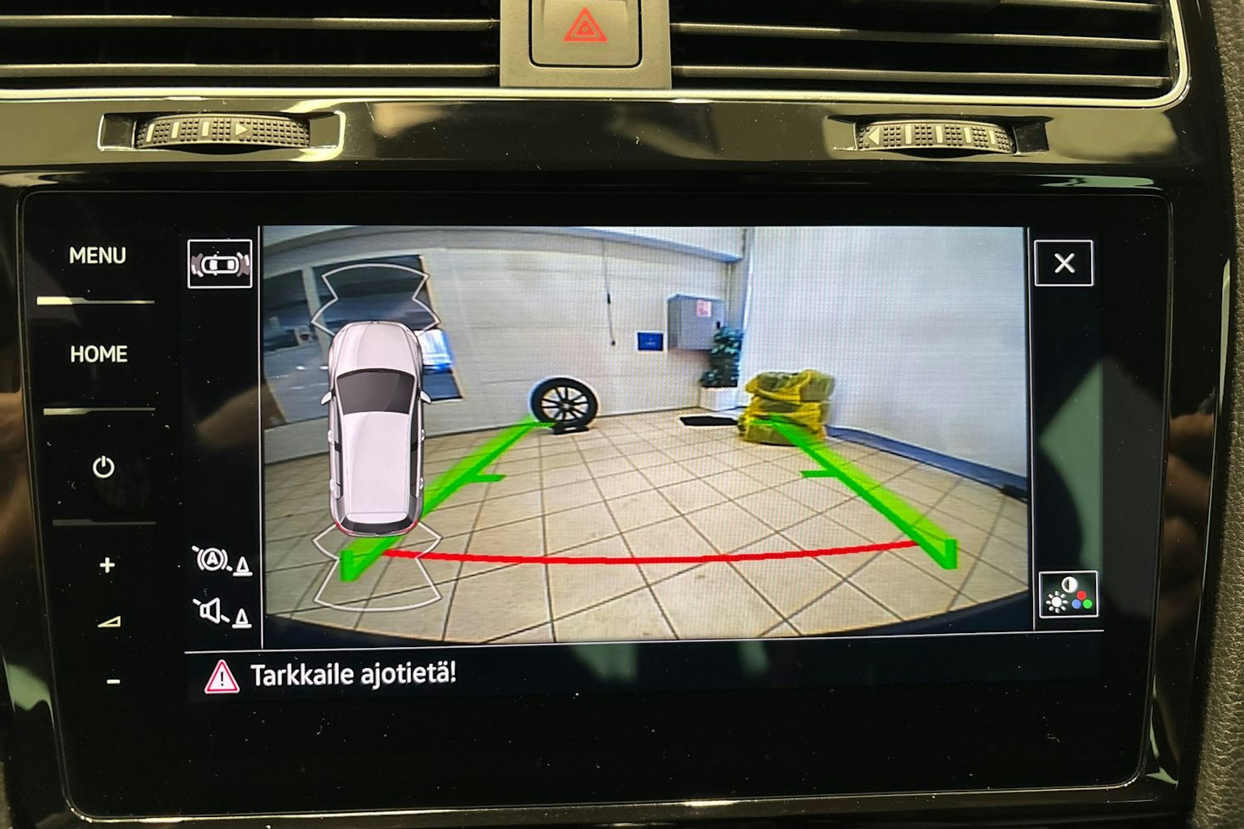 Sininen Volkswagen GOLF 2019 kuva 18.