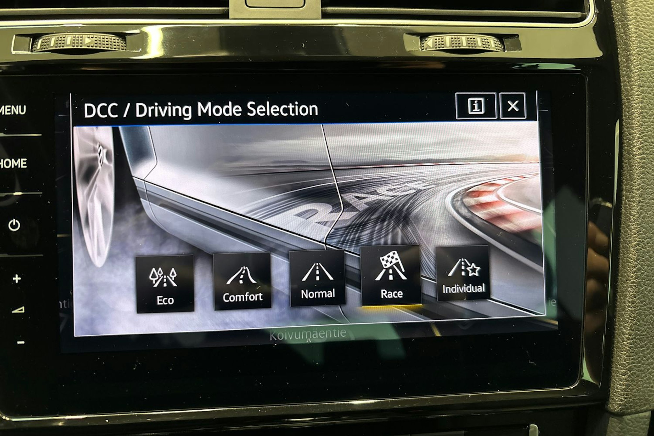 Sininen Volkswagen GOLF 2019 kuva 20.