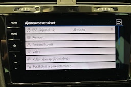 Sininen Volkswagen GOLF 2019 kuva 22.