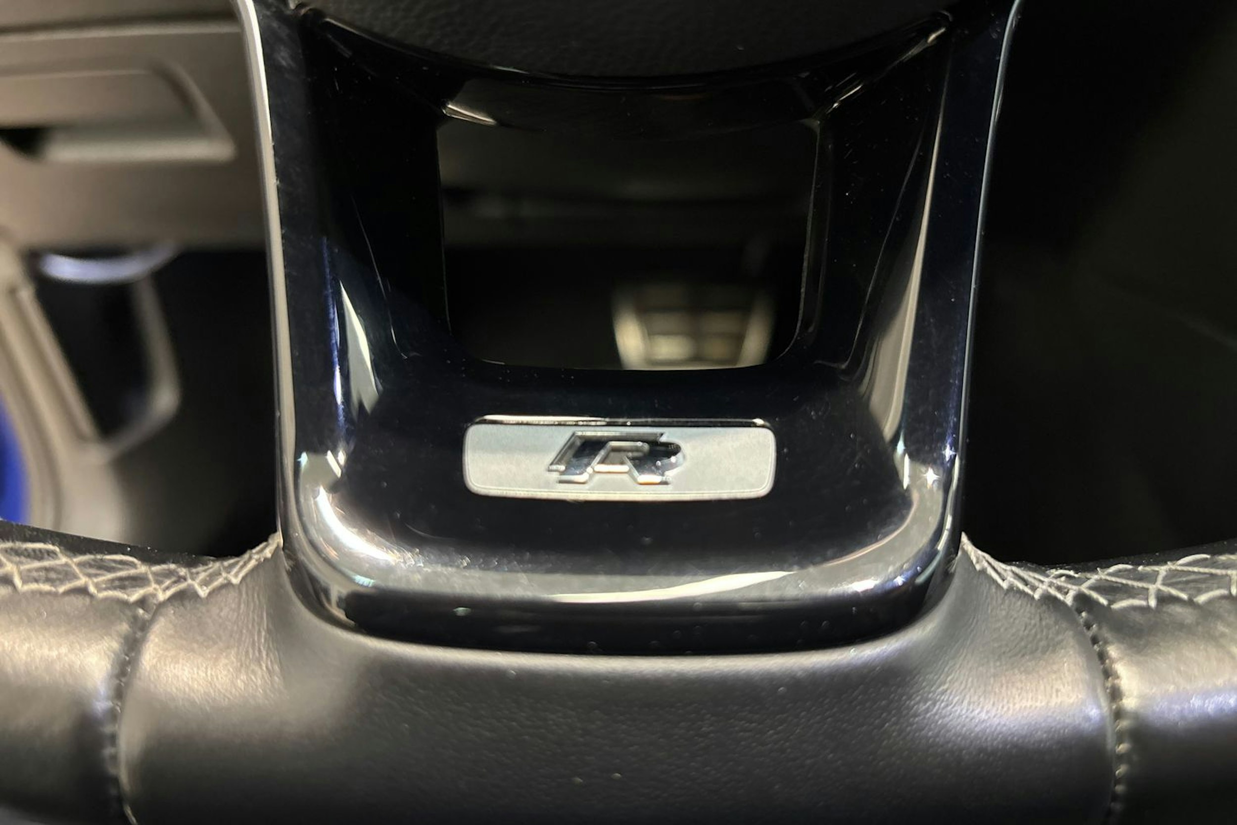 Sininen Volkswagen GOLF 2019 kuva 30.