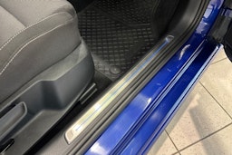 Sininen Volkswagen GOLF 2019 kuva 33.
