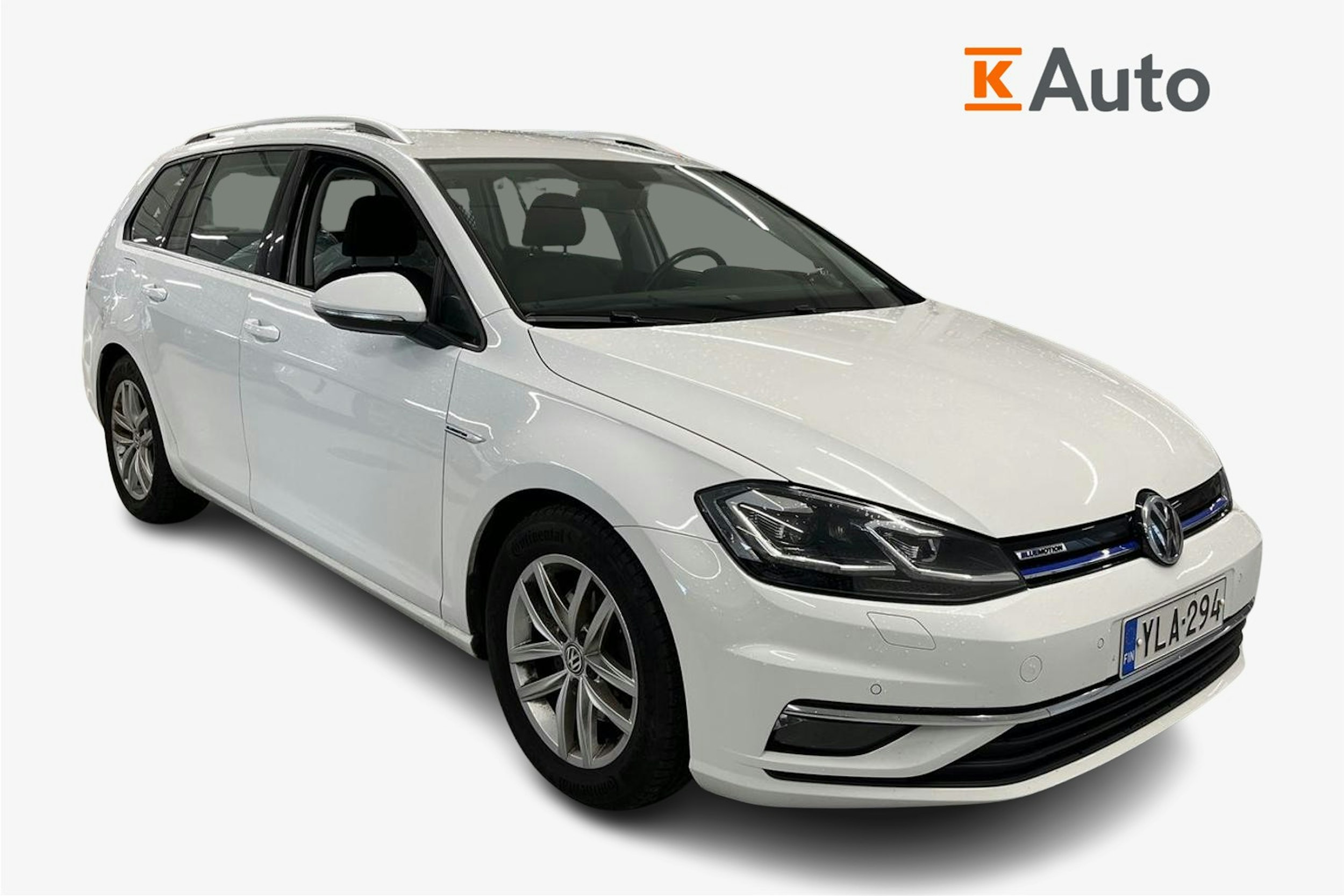 valkoinen Volkswagen Golf 2019 kuva 1.