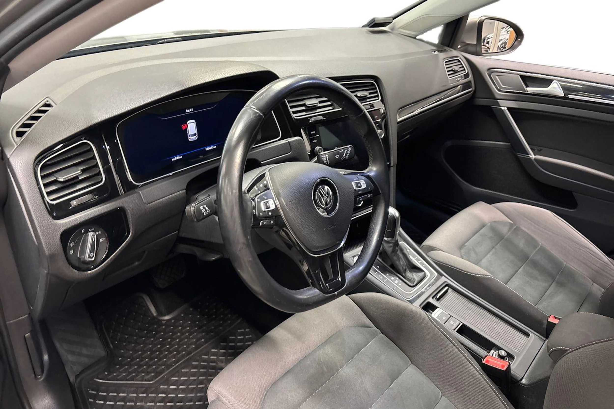 Harmaa Volkswagen GOLF 2019 kuva 3.