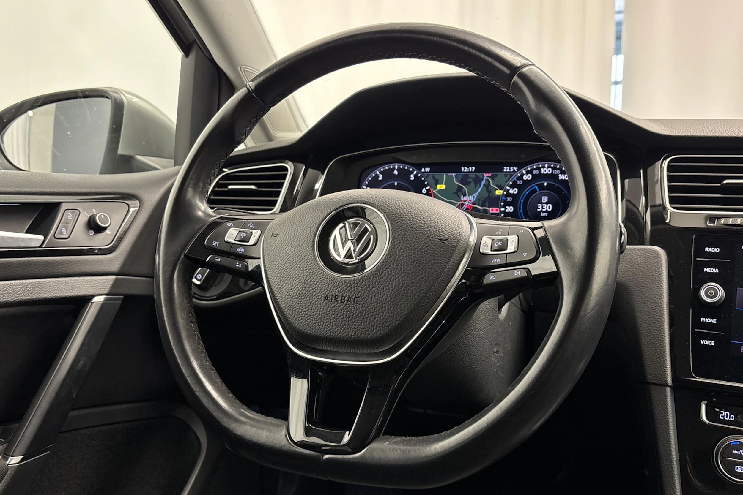 Harmaa Volkswagen GOLF 2019 kuva 16.