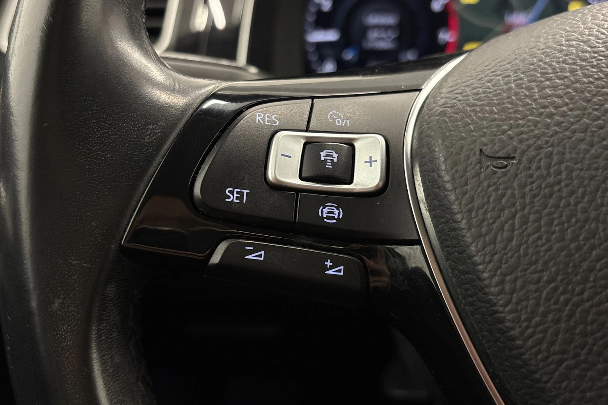 Harmaa Volkswagen GOLF 2019 kuva 17.
