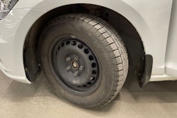 valkoinen Volkswagen Golf 2019 kuva 13.