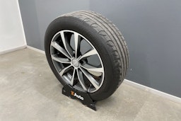 valkoinen Volkswagen Golf 2019 kuva 14.