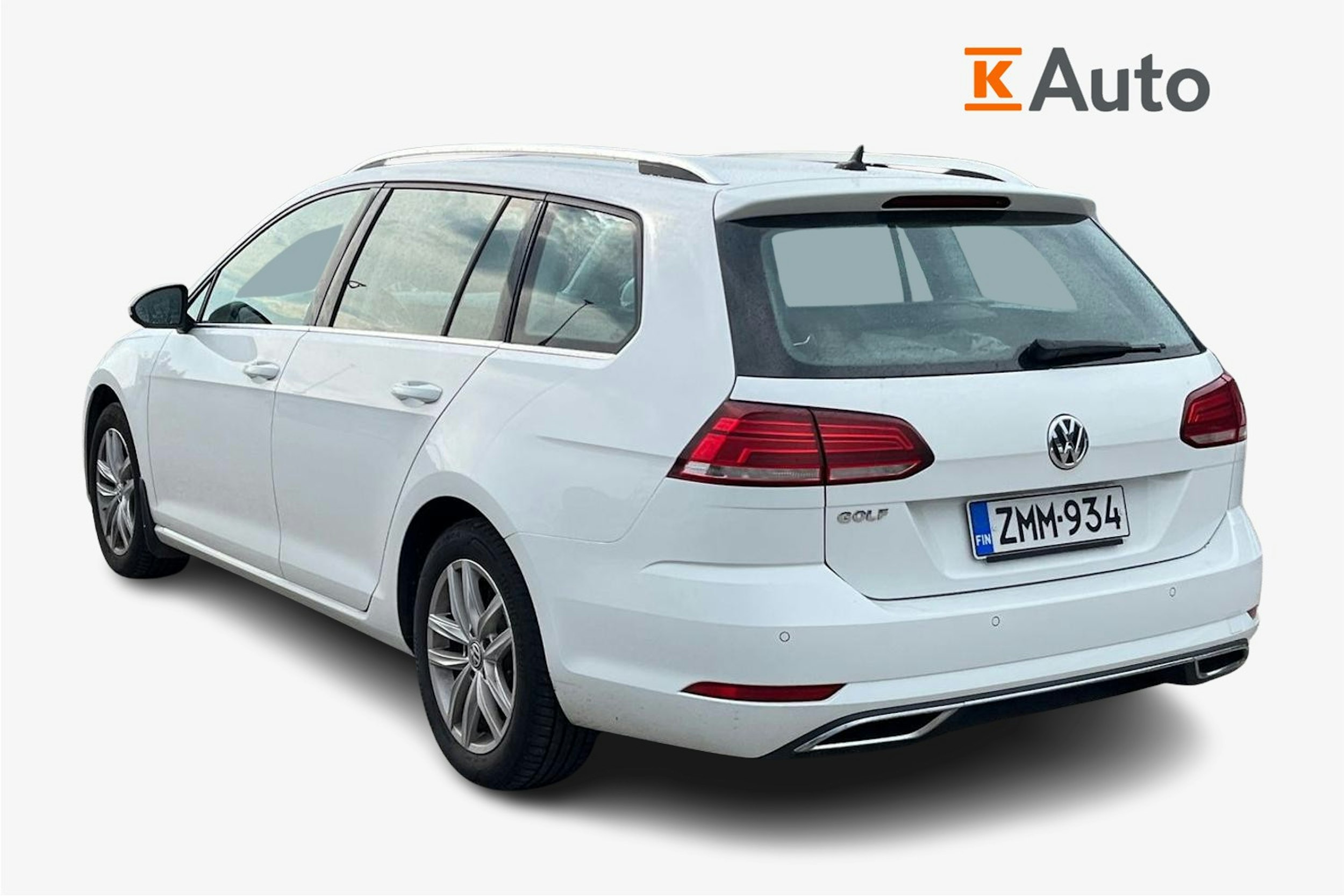 valkoinen Volkswagen Golf 2019 kuva 2.