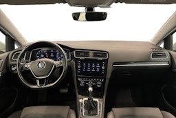 Valkoinen Volkswagen GOLF 2019 kuva 9.