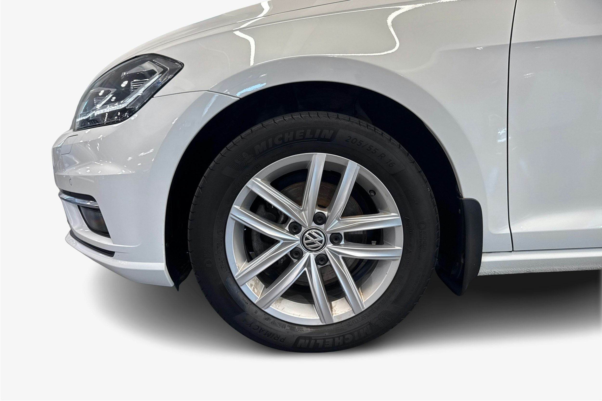 Valkoinen Volkswagen GOLF 2019 kuva 11.