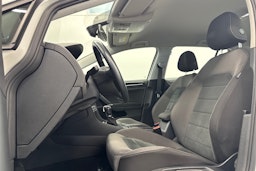 Valkoinen Volkswagen GOLF 2019 kuva 15.
