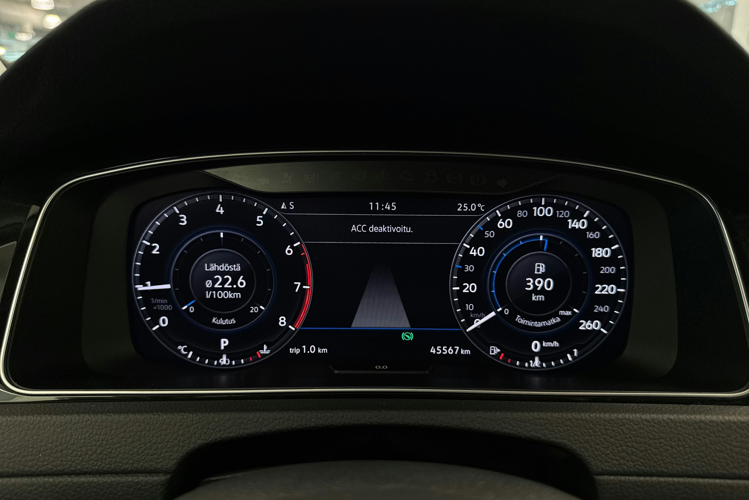 Valkoinen Volkswagen GOLF 2019 kuva 19.
