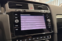 Valkoinen Volkswagen GOLF 2019 kuva 34.