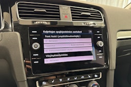 Valkoinen Volkswagen GOLF 2019 kuva 37.