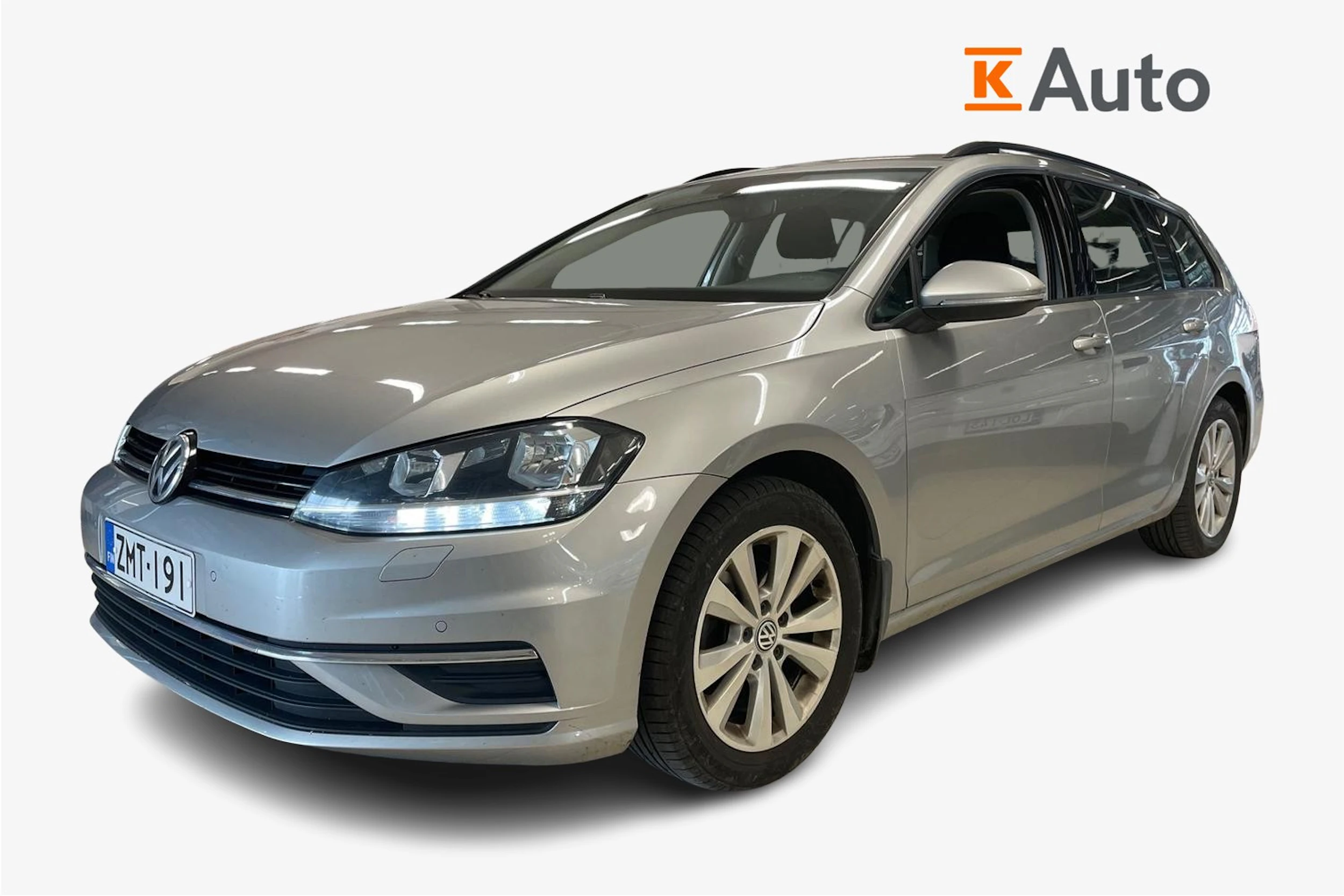 harmaa Volkswagen Golf 2019 kuva 1.