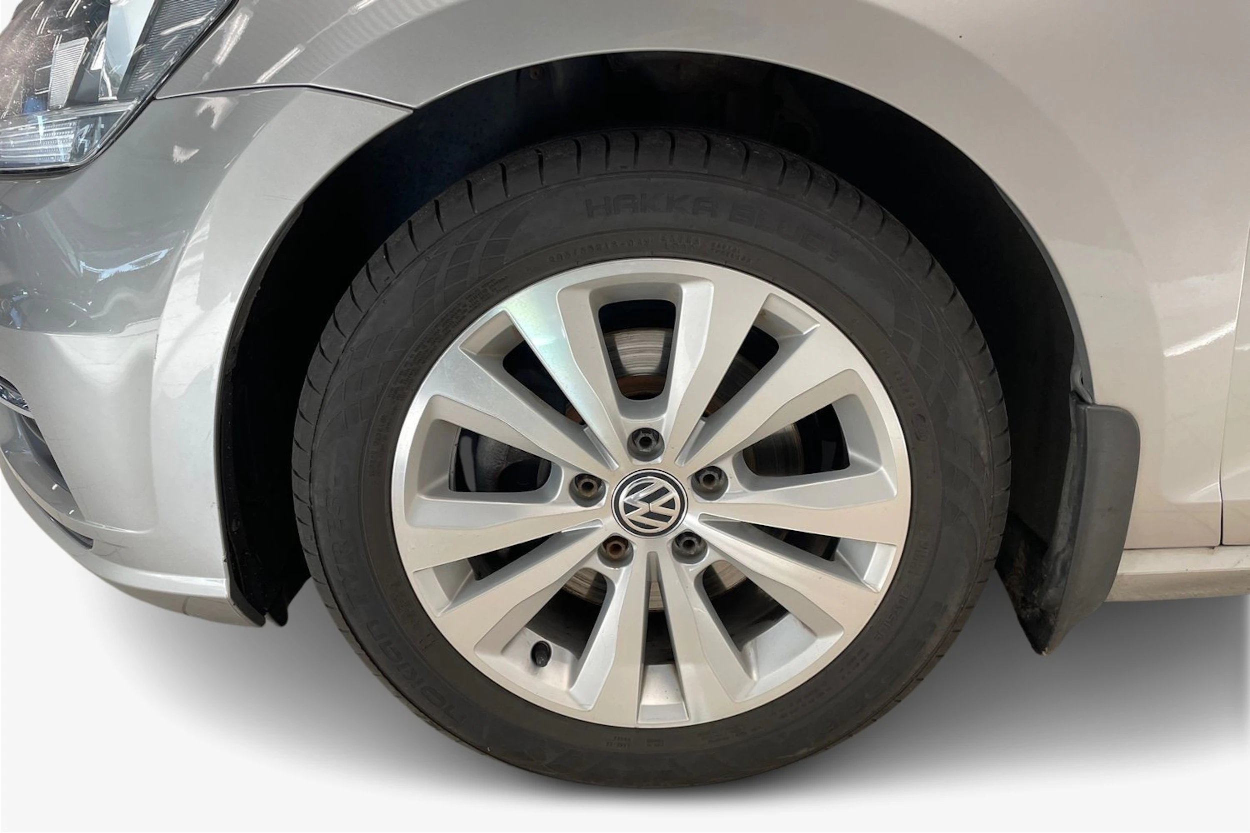 harmaa Volkswagen Golf 2019 kuva 9.