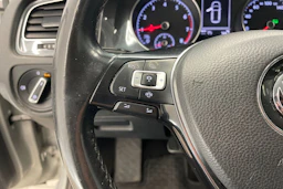 harmaa Volkswagen Golf 2019 kuva 13.