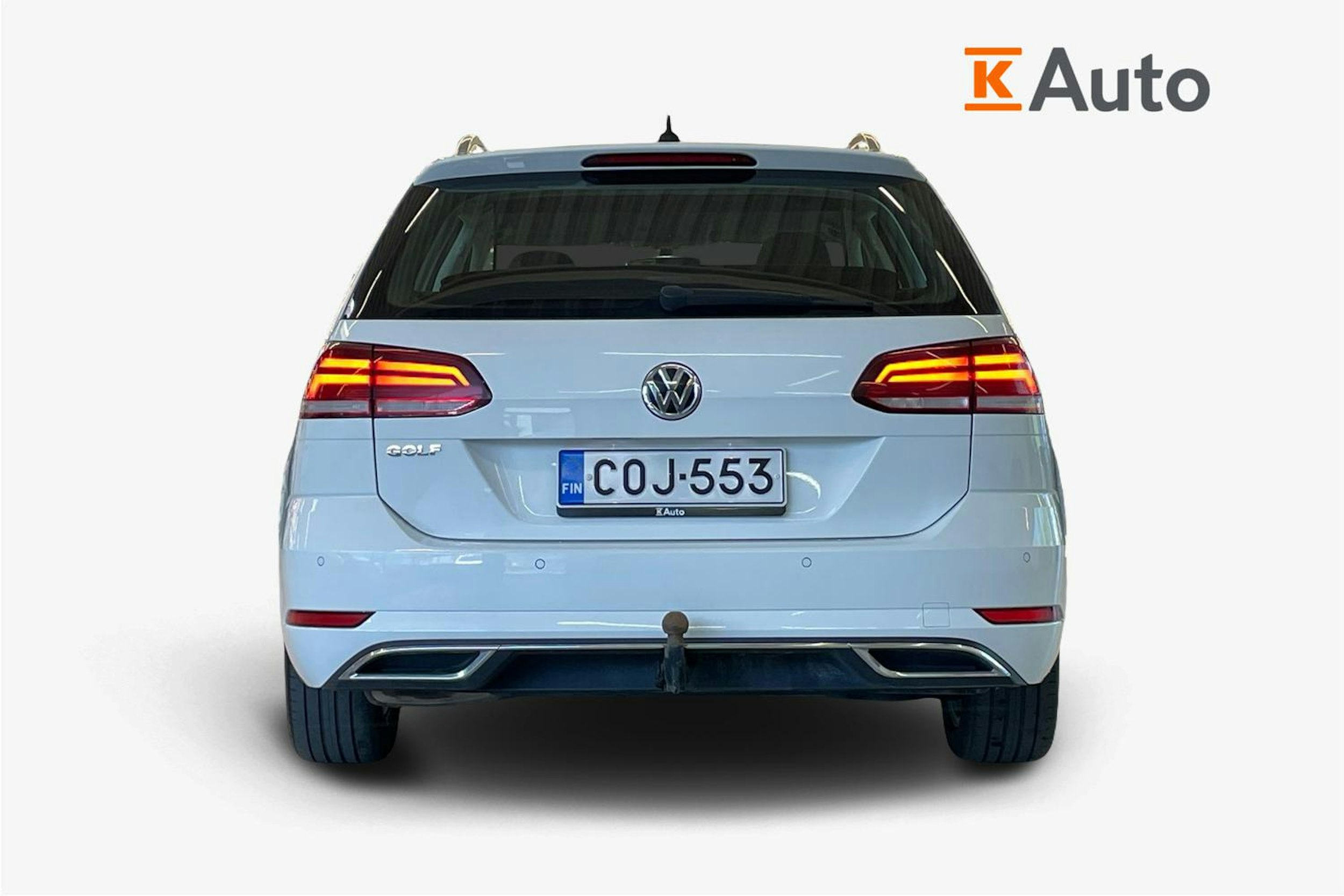 valkoinen Volkswagen Golf 2020 kuva 3.