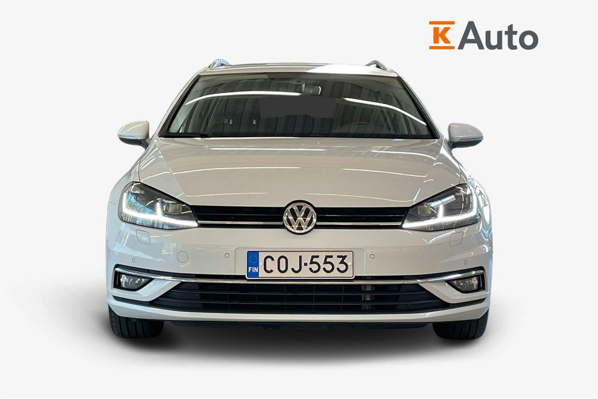 valkoinen Volkswagen Golf 2020 kuva 5.