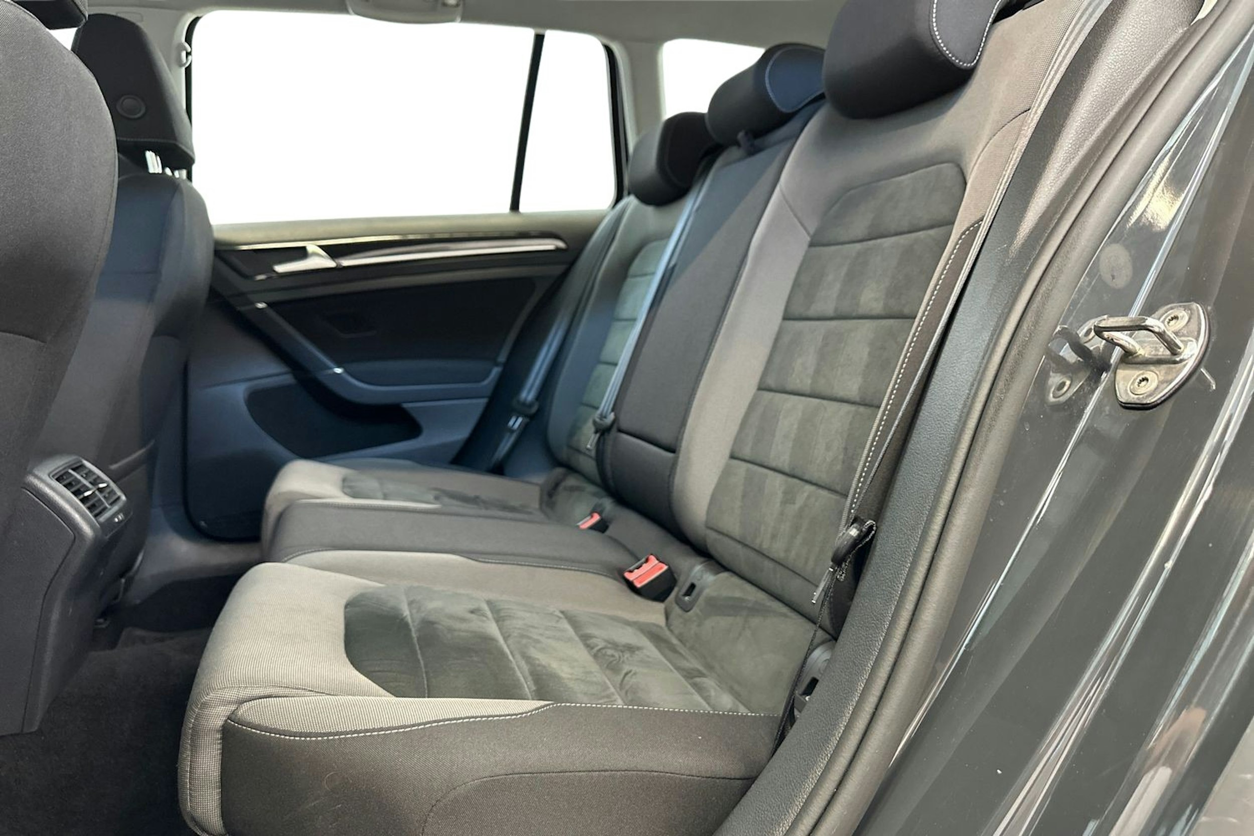 Harmaa Volkswagen GOLF 2020 kuva 10.