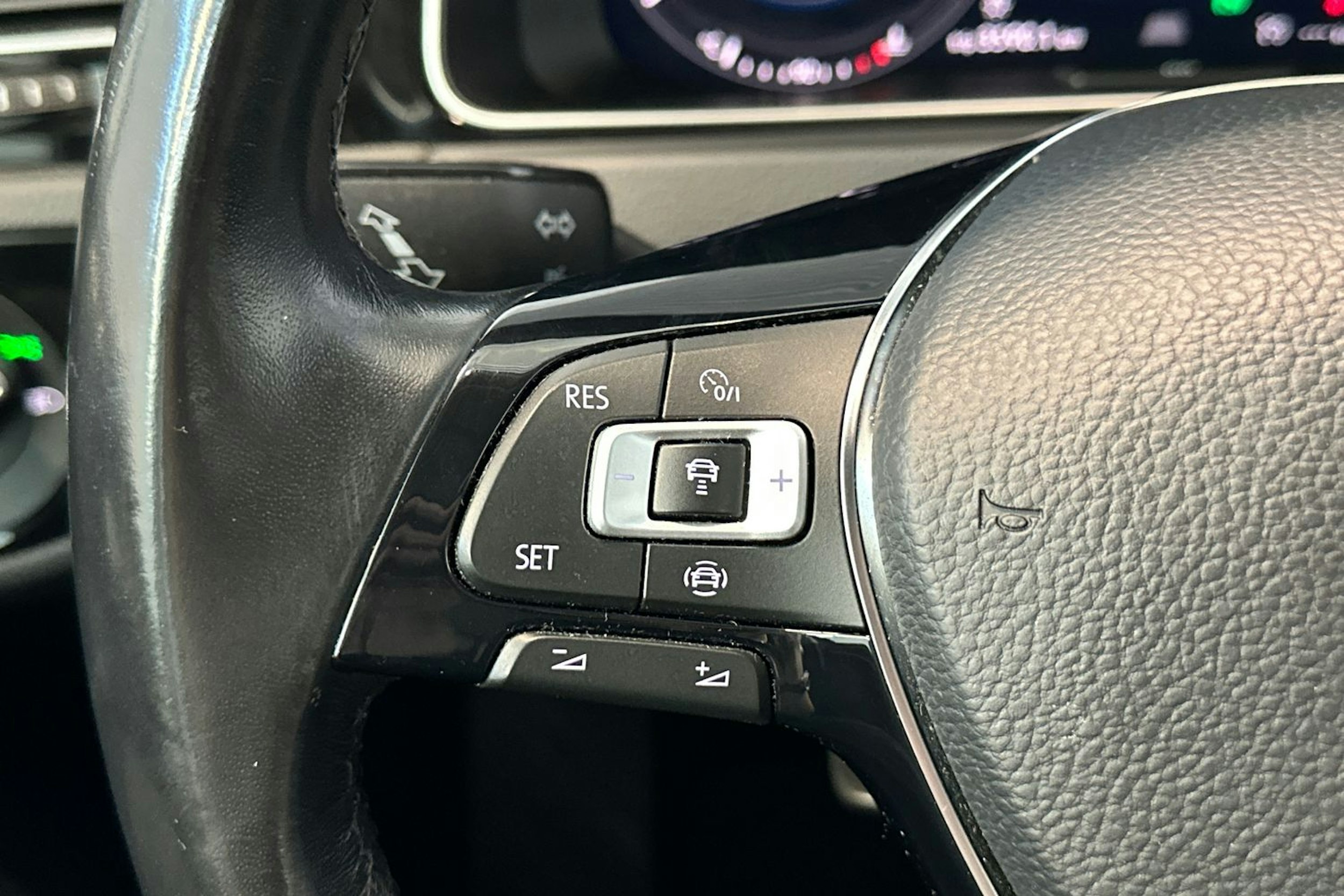 Harmaa Volkswagen GOLF 2020 kuva 18.