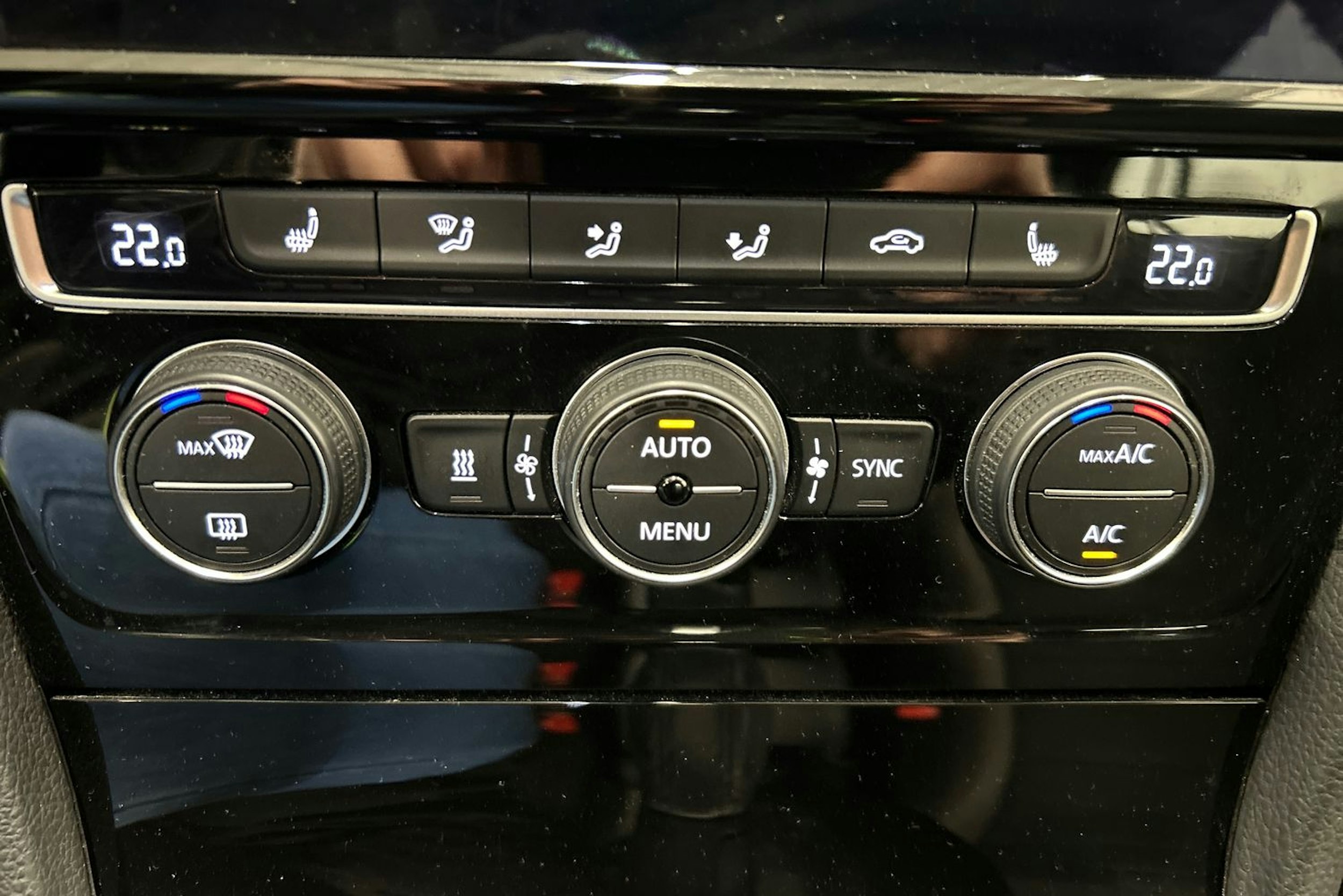 harmaa Volkswagen Golf 2020 kuva 25.
