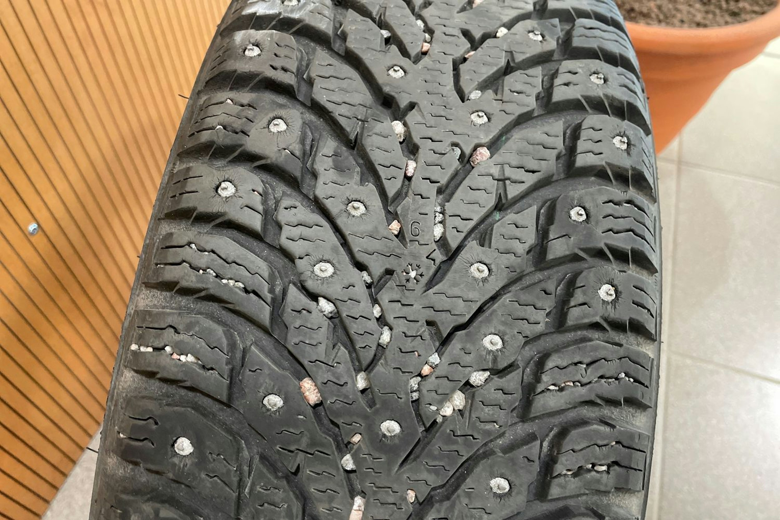 musta Volkswagen Golf 2020 kuva 24.
