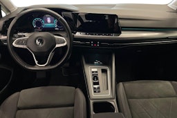 harmaa Volkswagen Golf 2020 kuva 9.