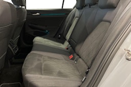 harmaa Volkswagen Golf 2020 kuva 10.