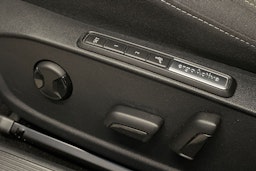 harmaa Volkswagen Golf 2020 kuva 15.