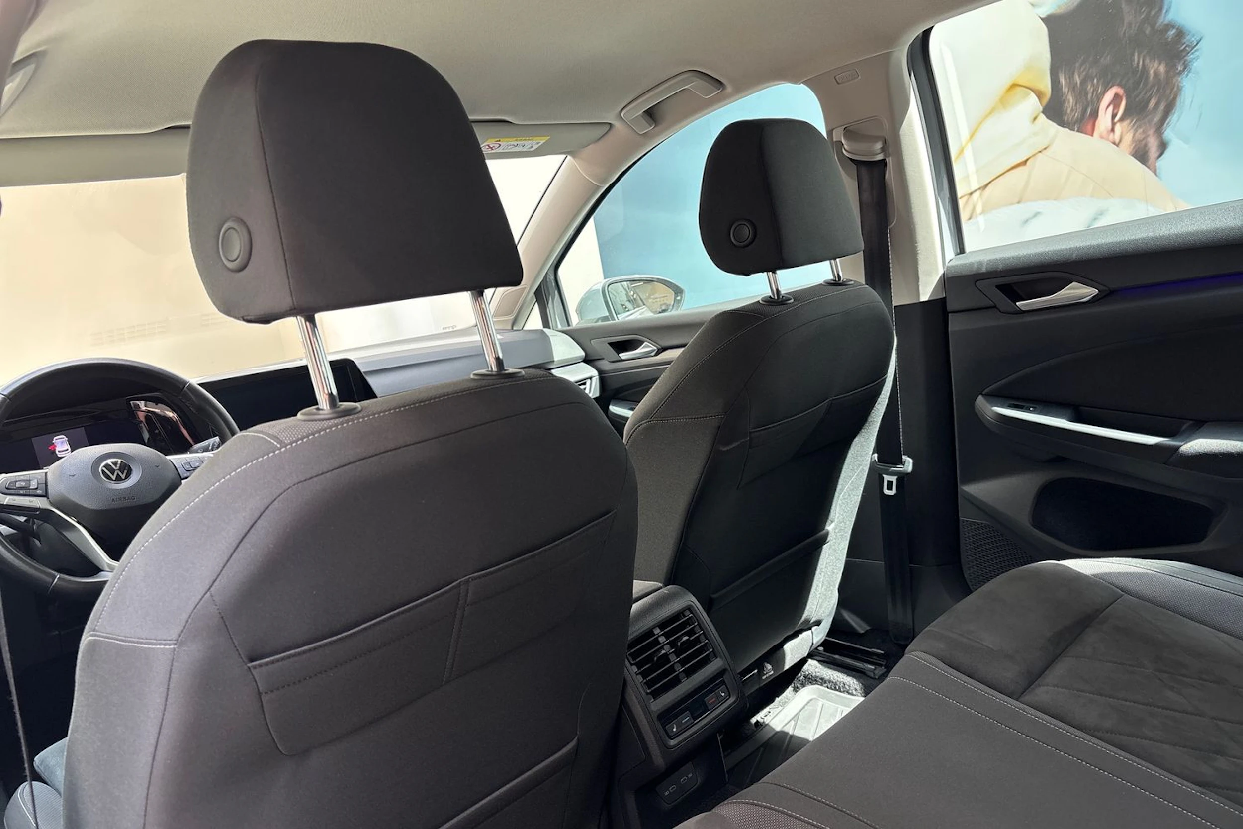 harmaa Volkswagen Golf 2020 kuva 17.