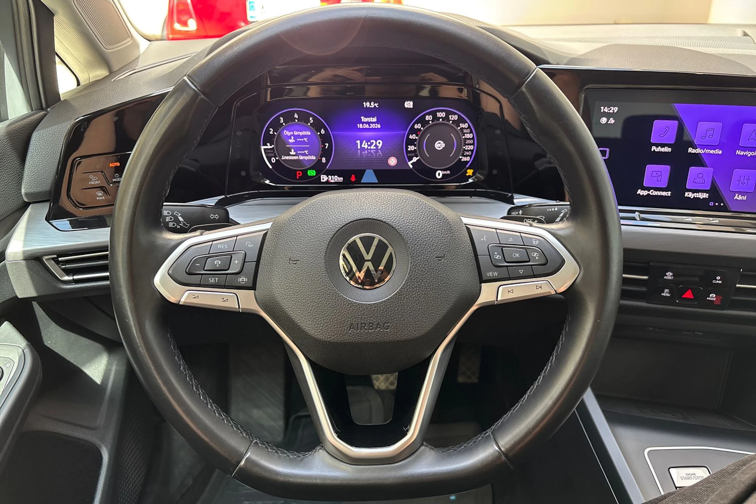 harmaa Volkswagen Golf 2020 kuva 22.