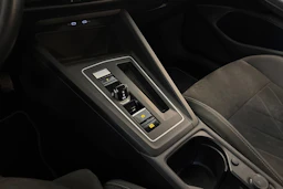harmaa Volkswagen Golf 2020 kuva 20.