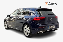 sininen Volkswagen Golf 2020 kuva 2.
