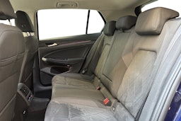 sininen Volkswagen Golf 2020 kuva 10.