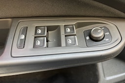 sininen Volkswagen Golf 2020 kuva 25.