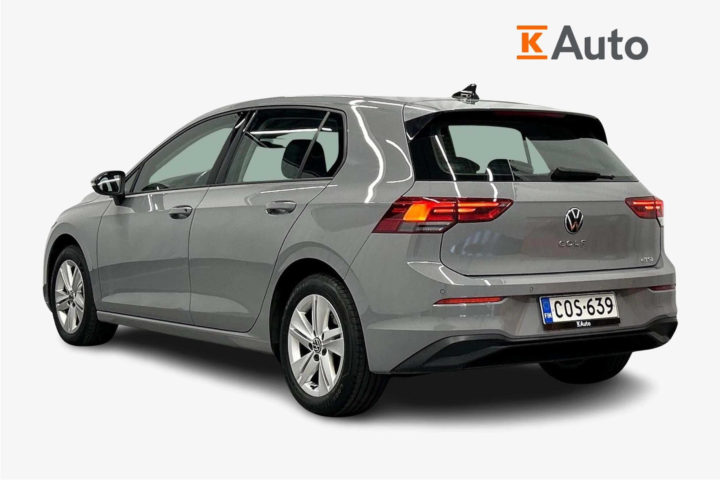 harmaa Volkswagen Golf 2020 kuva 2.