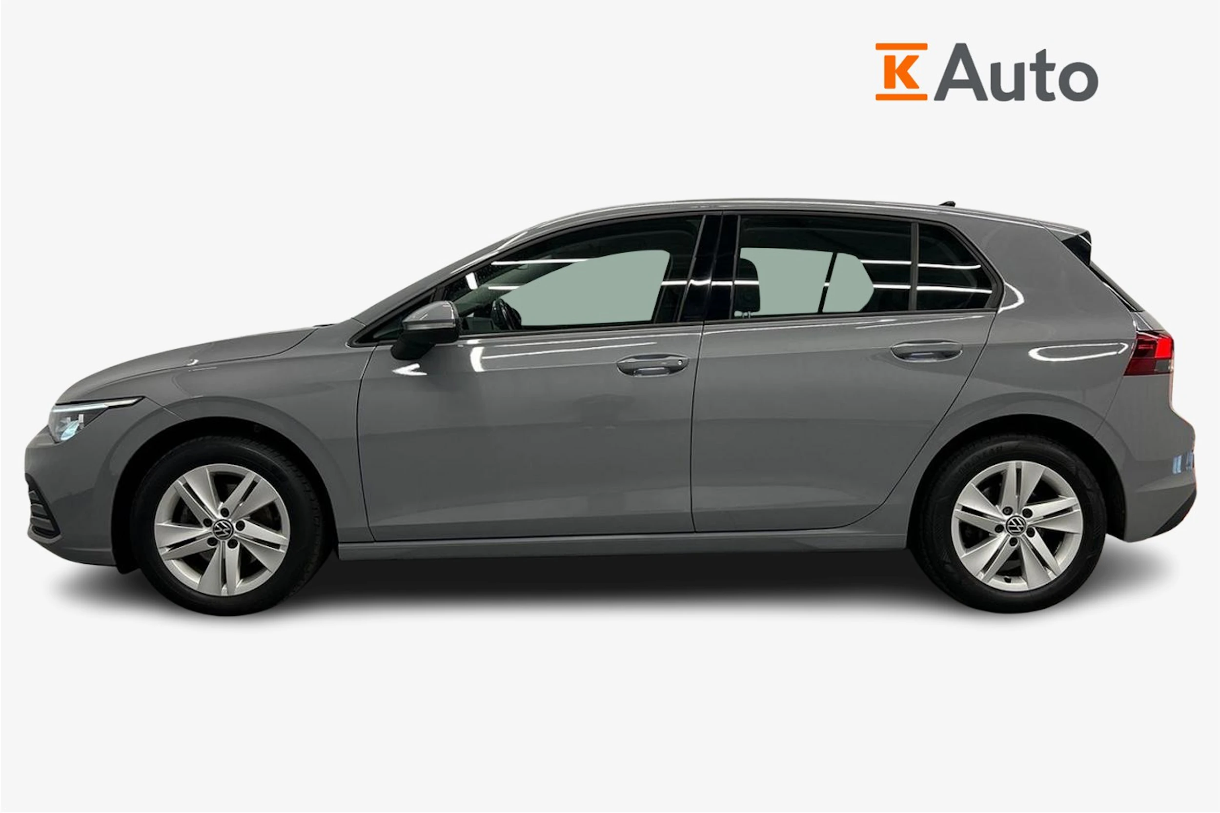 harmaa Volkswagen Golf 2020 kuva 5.