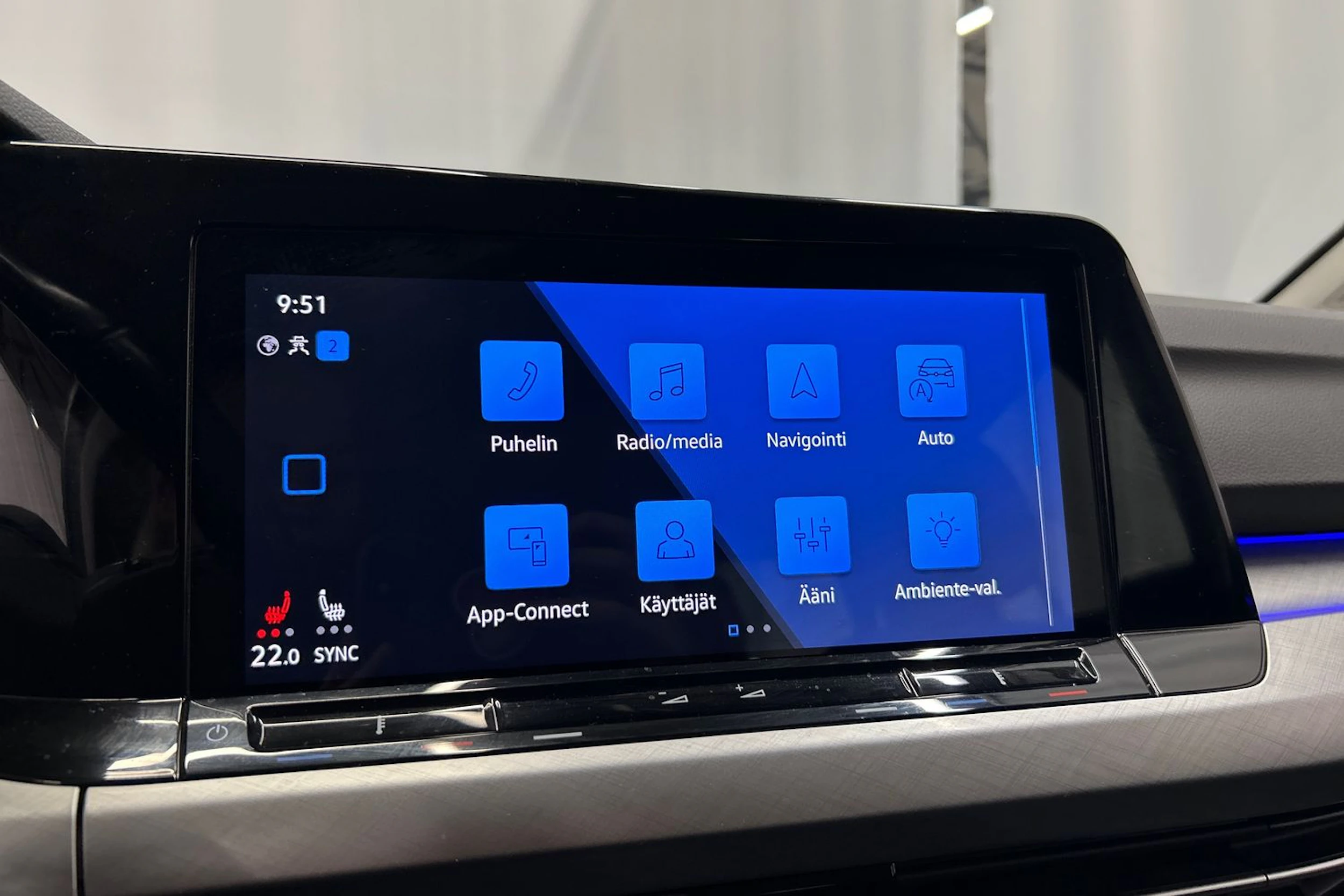 harmaa Volkswagen Golf 2020 kuva 17.