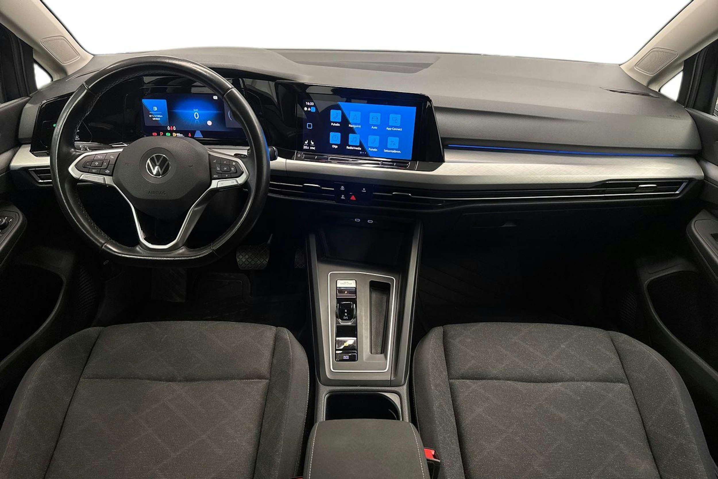 harmaa Volkswagen Golf 2020 kuva 9.