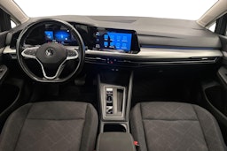 harmaa Volkswagen Golf 2020 kuva 9.