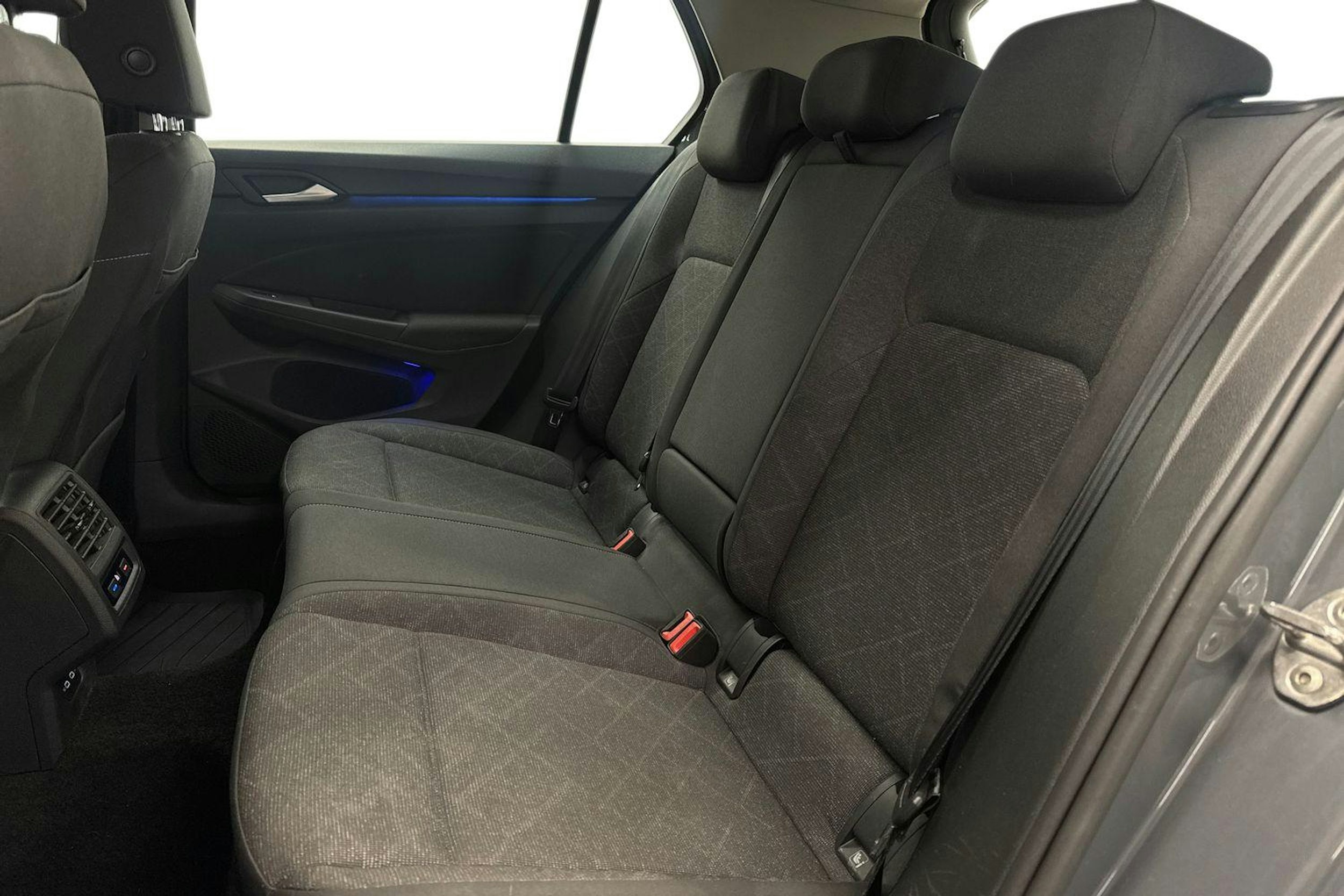 harmaa Volkswagen Golf 2020 kuva 10.