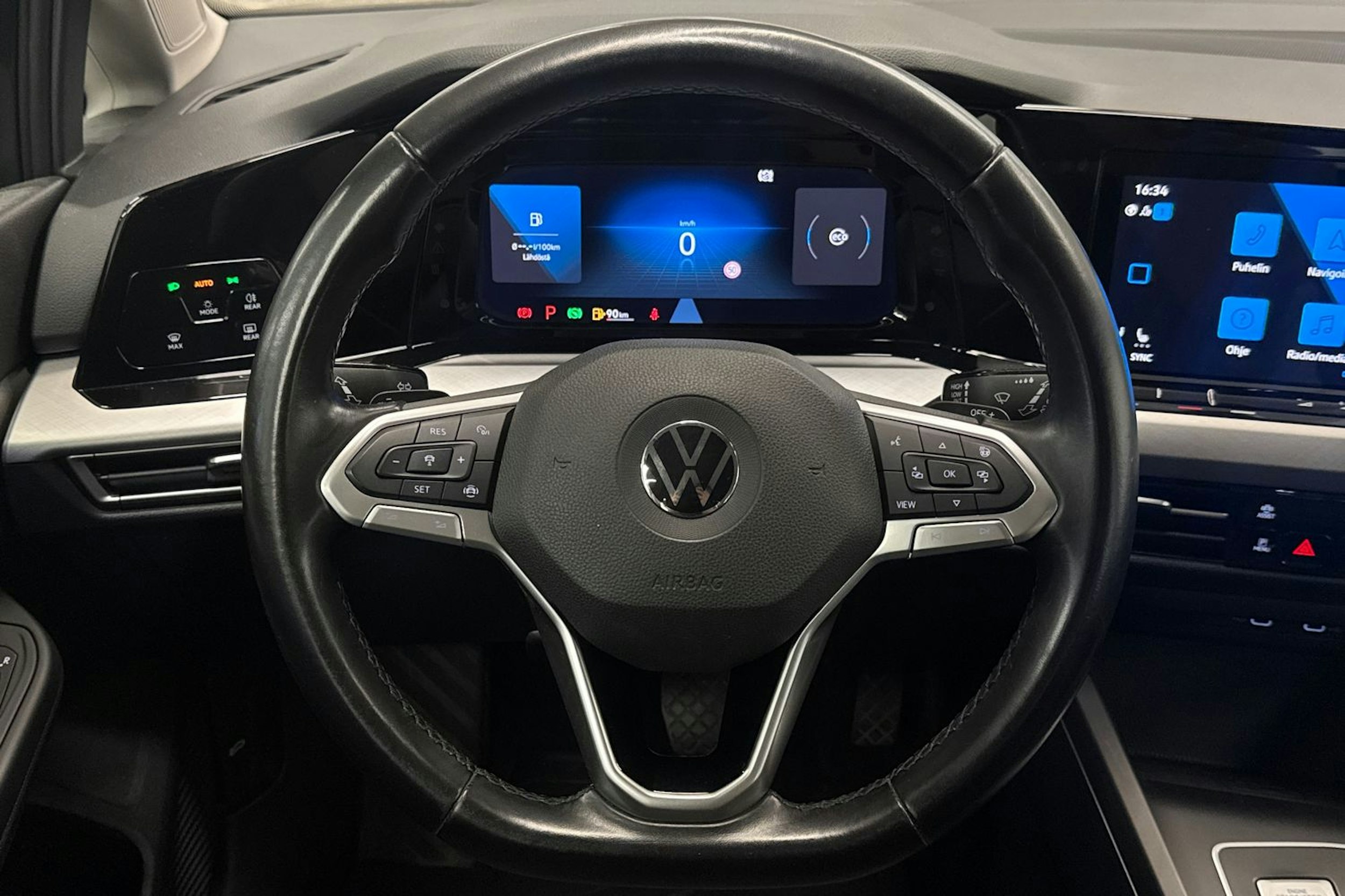 harmaa Volkswagen Golf 2020 kuva 14.