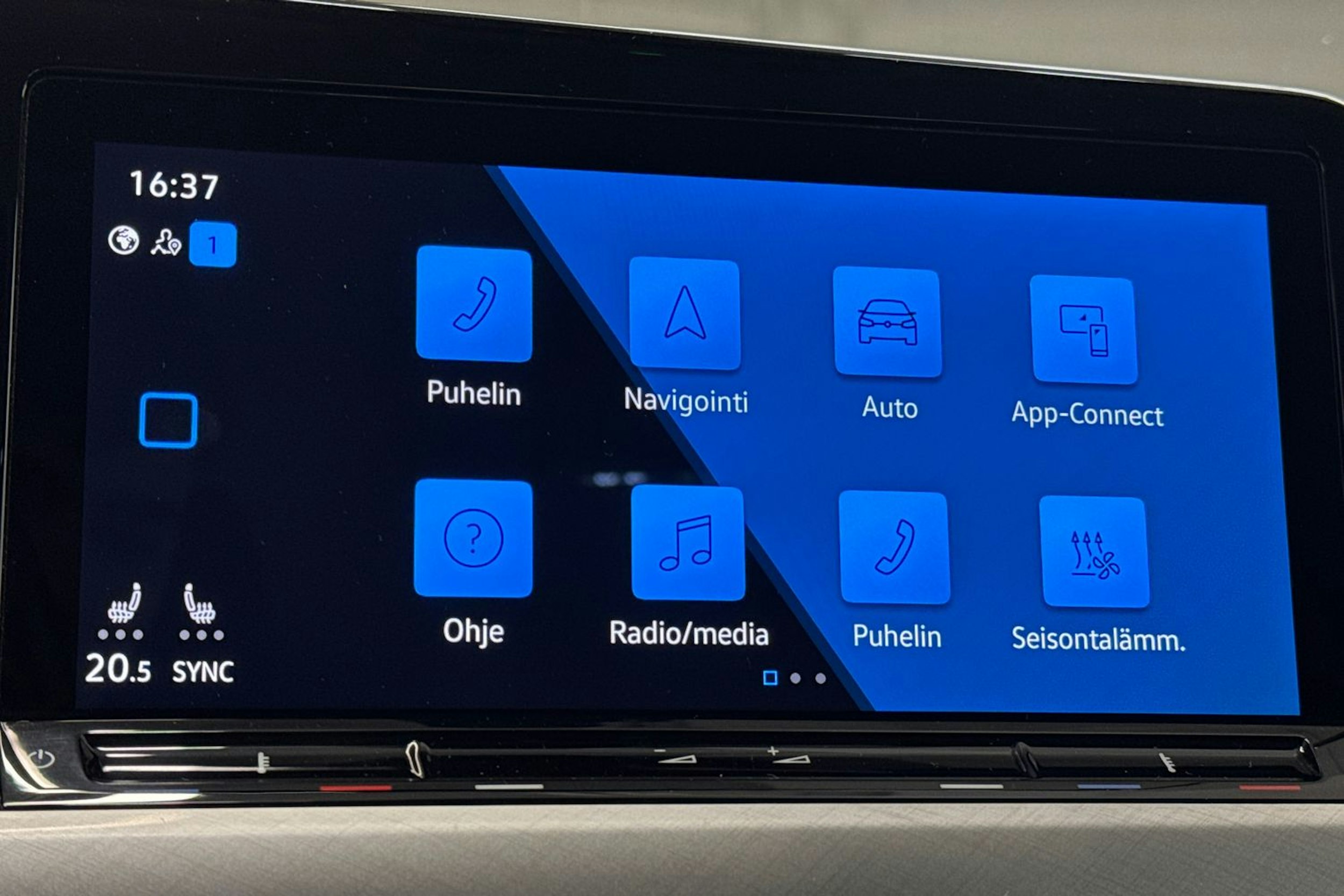 harmaa Volkswagen Golf 2020 kuva 23.